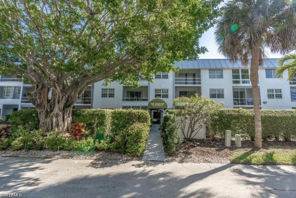 72 7th St S, Unit 310, Naples, FL 34102 Photo