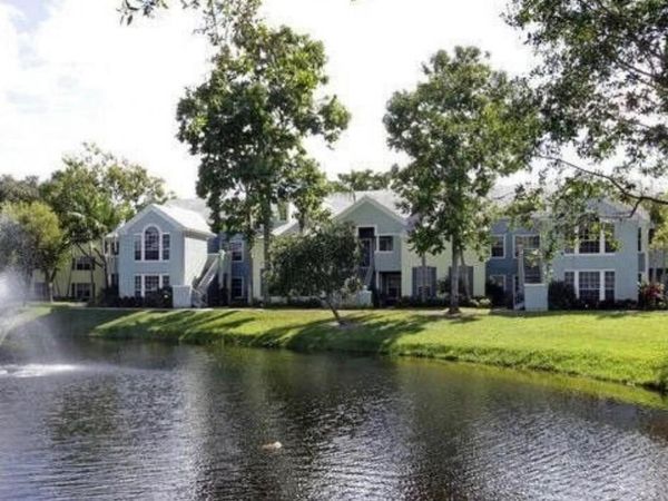 1000 Crystal Way, Unit L, Delray Beach, FL 33444