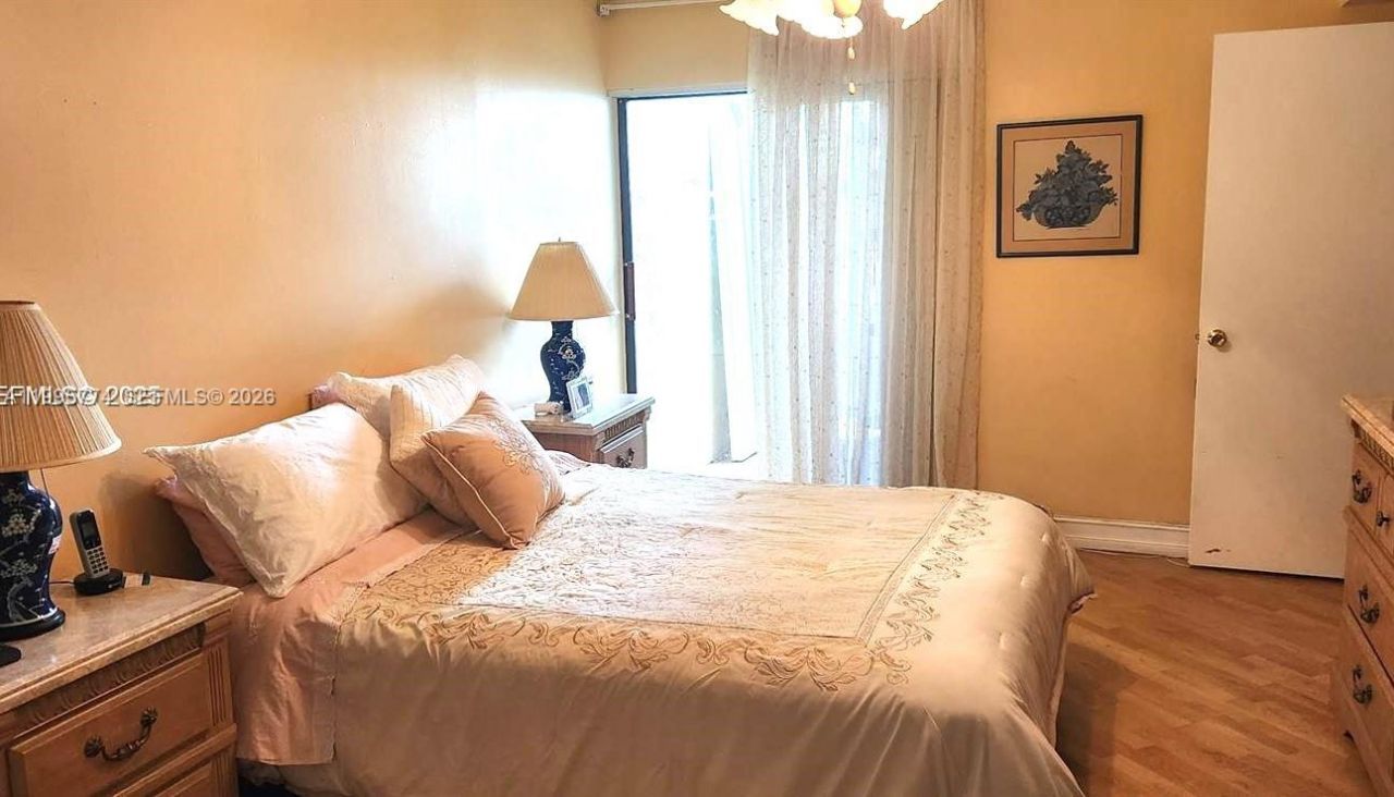 3545 Magellan Cir, Unit 352-5, Aventura, FL 33180 Photo