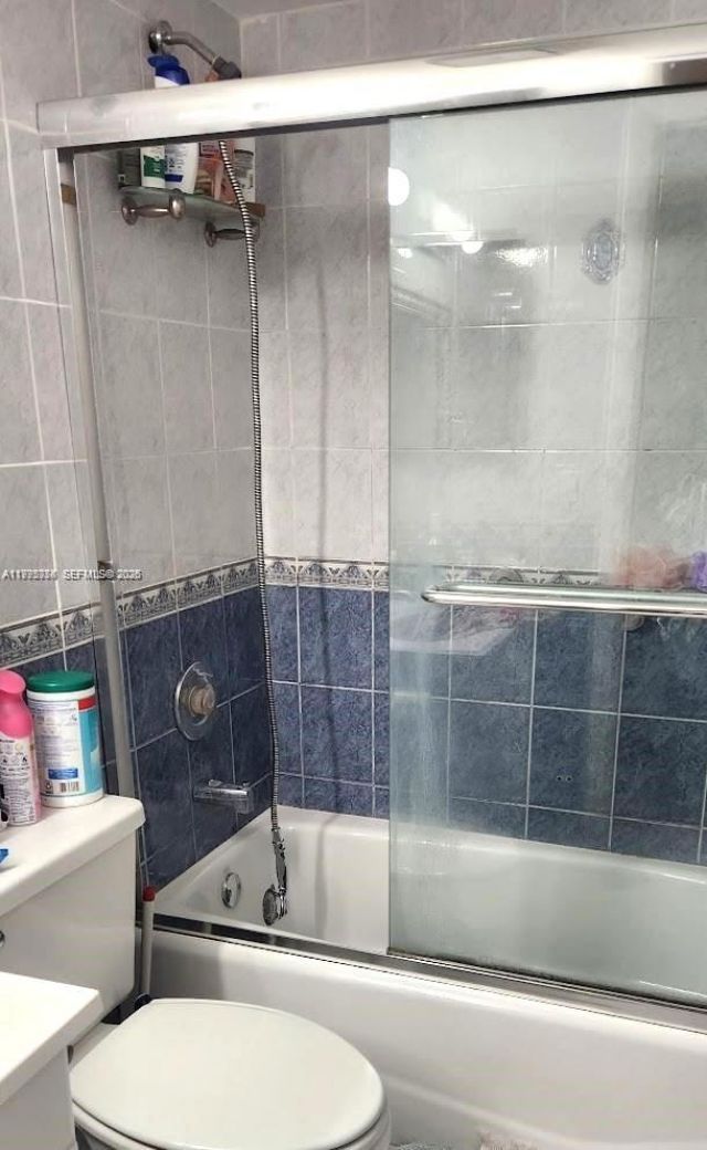 3545 Magellan Cir, Unit 352-5, Aventura, FL 33180 Photo