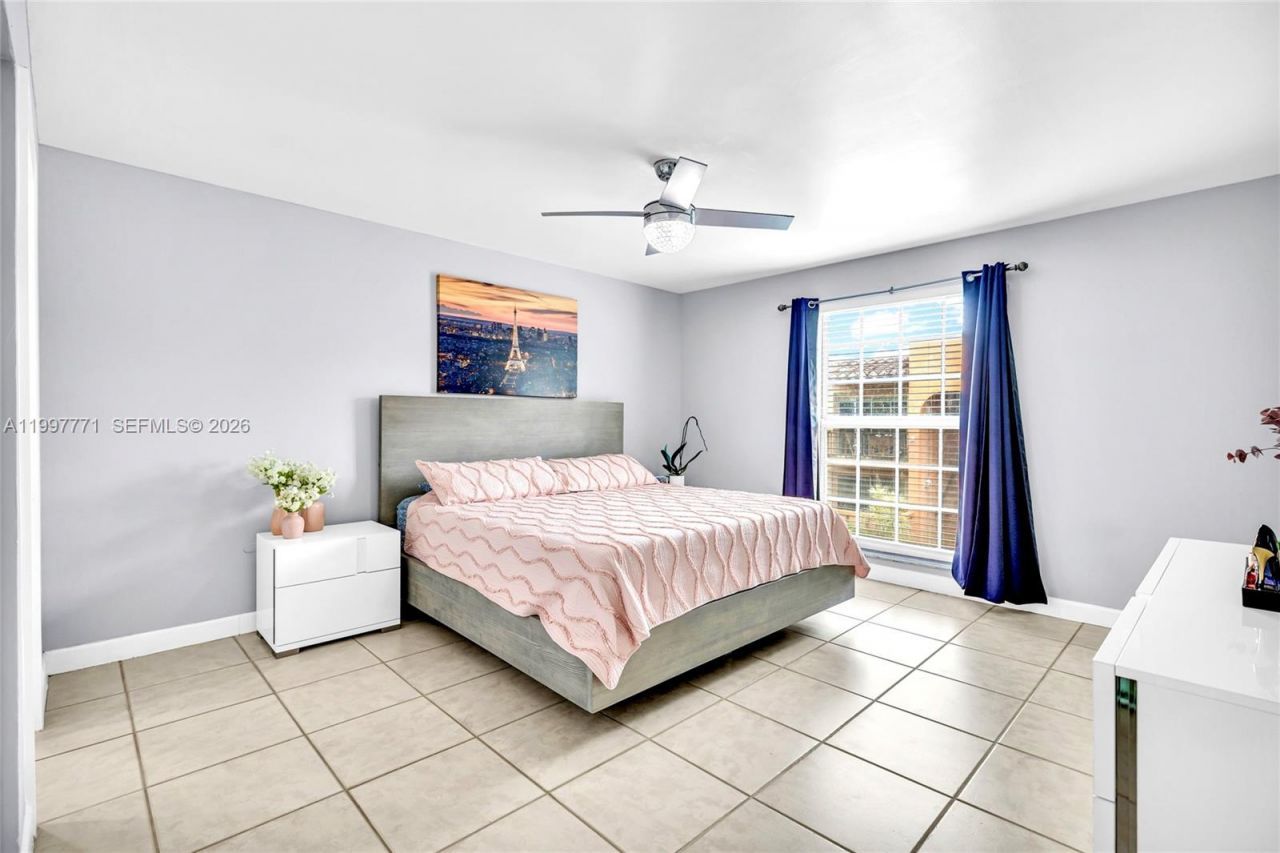 7130 Fairway Dr, Unit L26, Miami Lakes, FL 33014 Photo