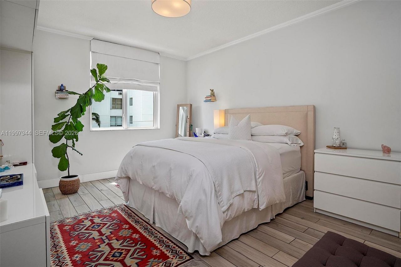 1 Century Ln, Unit 303, Miami Beach, FL 33139 Photo