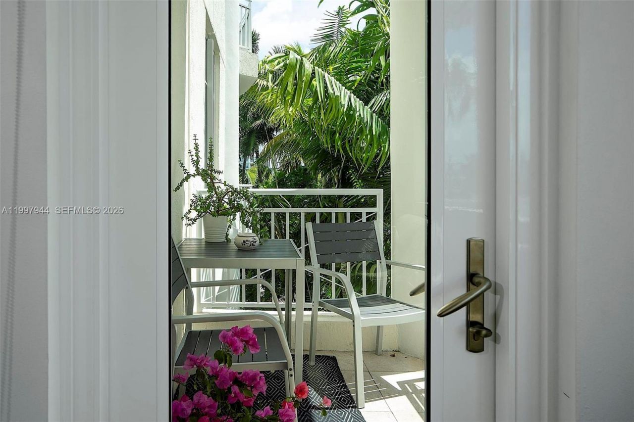 1 Century Ln, Unit 303, Miami Beach, FL 33139 Photo