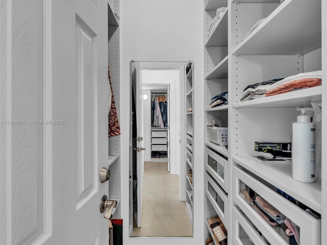 500 Bayview Dr, Unit 1132, Sunny Isles Beach, FL 33160 Photo