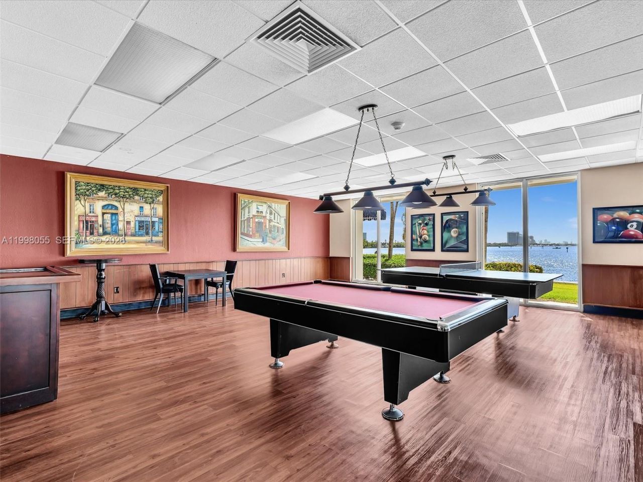 500 Bayview Dr, Unit 1132, Sunny Isles Beach, FL 33160 Photo