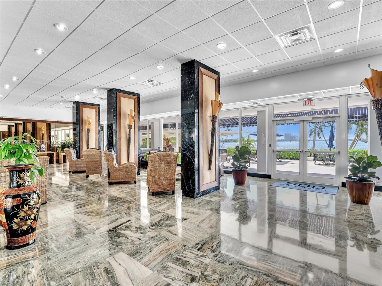 500 Bayview Dr, Unit 1132, Sunny Isles Beach, FL 33160 Photo