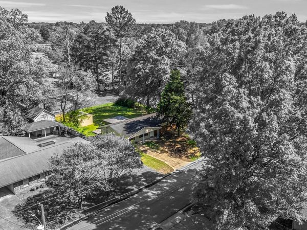 708 Cottonwood, Starkville, MS 39759