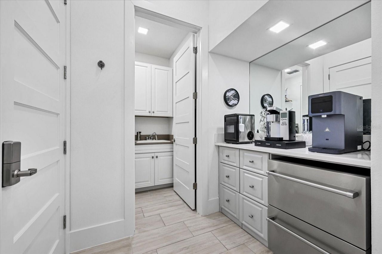 3005 Christophers Watch Lane, Ruskin, FL 33570 Photo