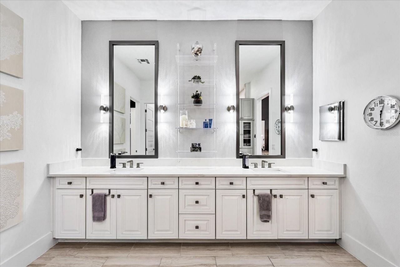 3005 Christophers Watch Lane, Ruskin, FL 33570 Photo