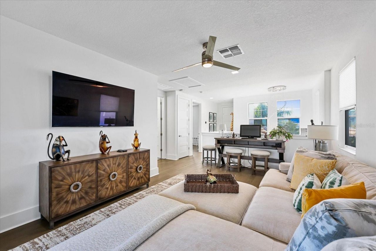 3005 Christophers Watch Lane, Ruskin, FL 33570 Photo