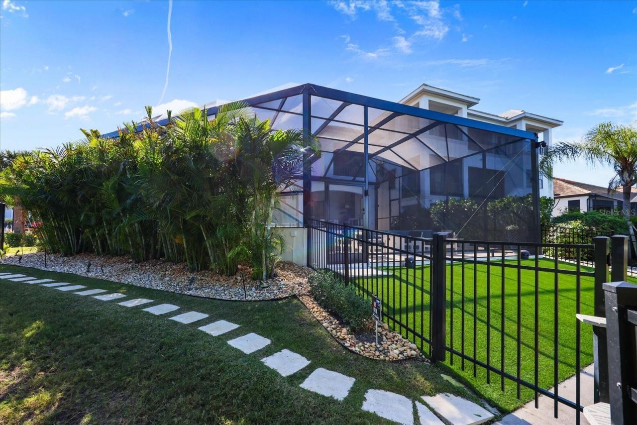 3005 Christophers Watch Lane, Ruskin, FL 33570 Photo