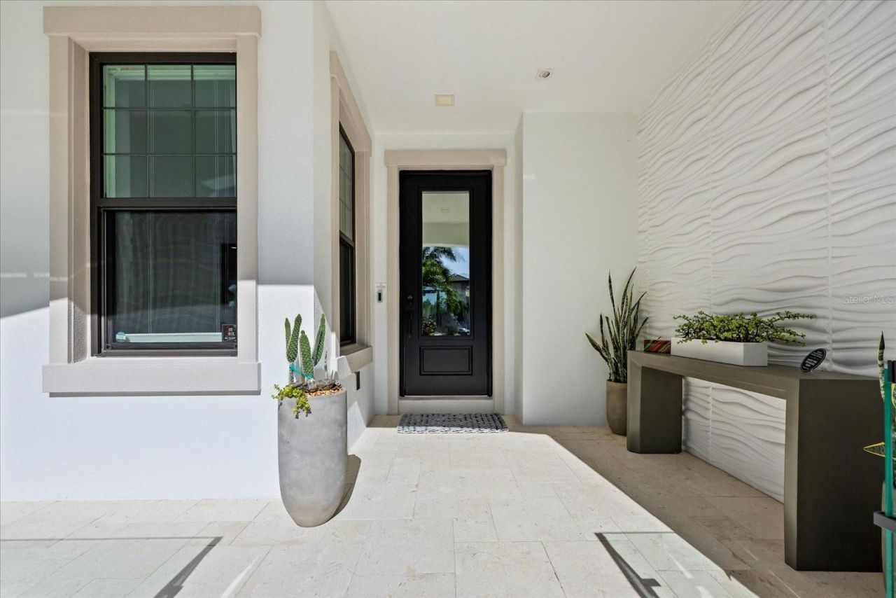 3005 Christophers Watch Lane, Ruskin, FL 33570 Photo