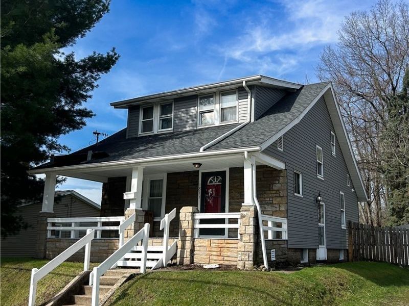 1811 Grace Avenue NE, Canton, OH 44705 Photo 1