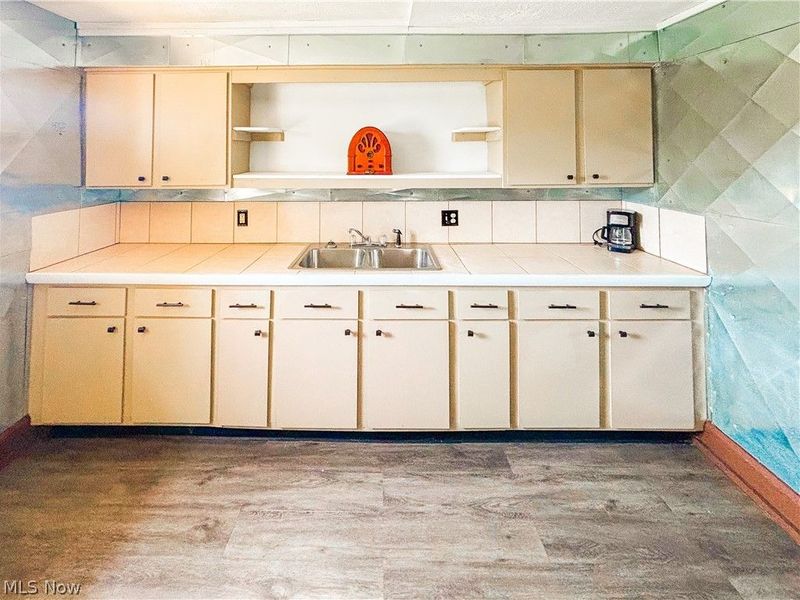 1811 Grace Avenue NE, Canton, OH 44705 Photo 10