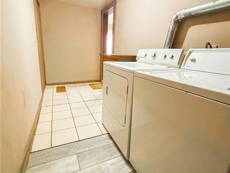 1811 Grace Avenue NE, Canton, OH 44705 Photo 16