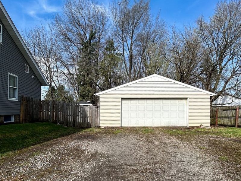 1811 Grace Avenue NE, Canton, OH 44705 Photo 3