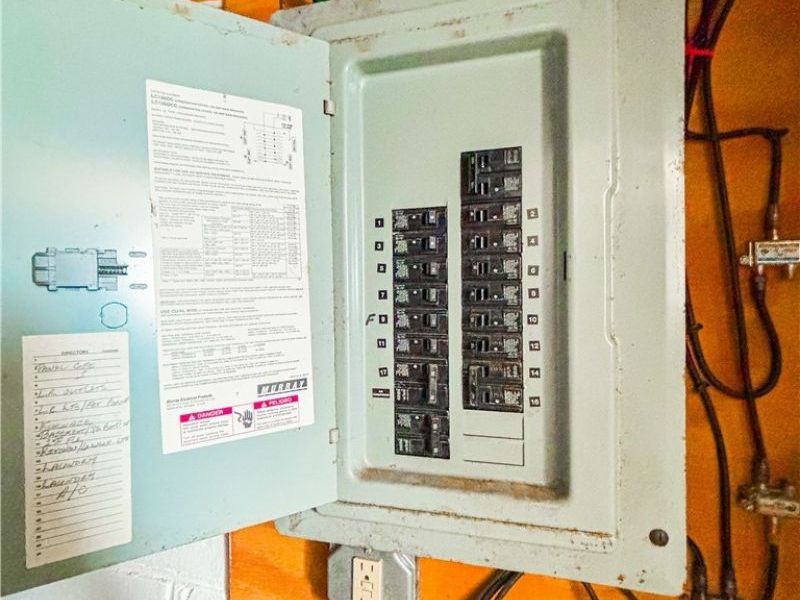 1811 Grace Avenue NE, Canton, OH 44705 Photo 32