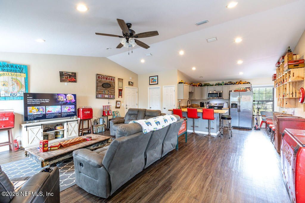 385 SW 2nd Avenue, Lake Butler, FL 32054 Photo