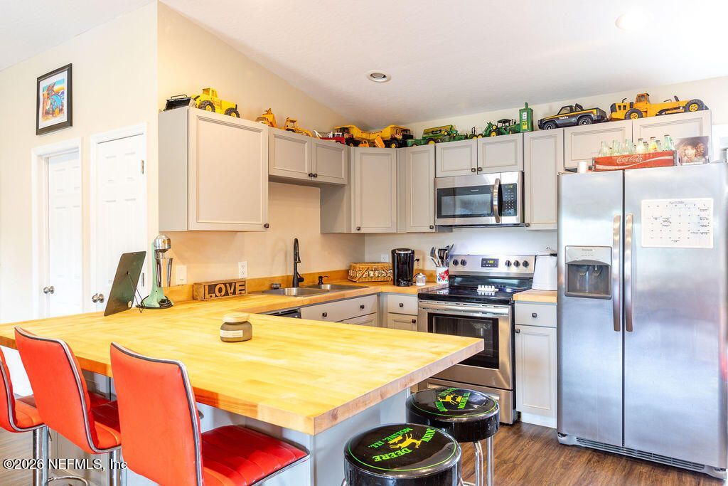 385 SW 2nd Avenue, Lake Butler, FL 32054 Photo