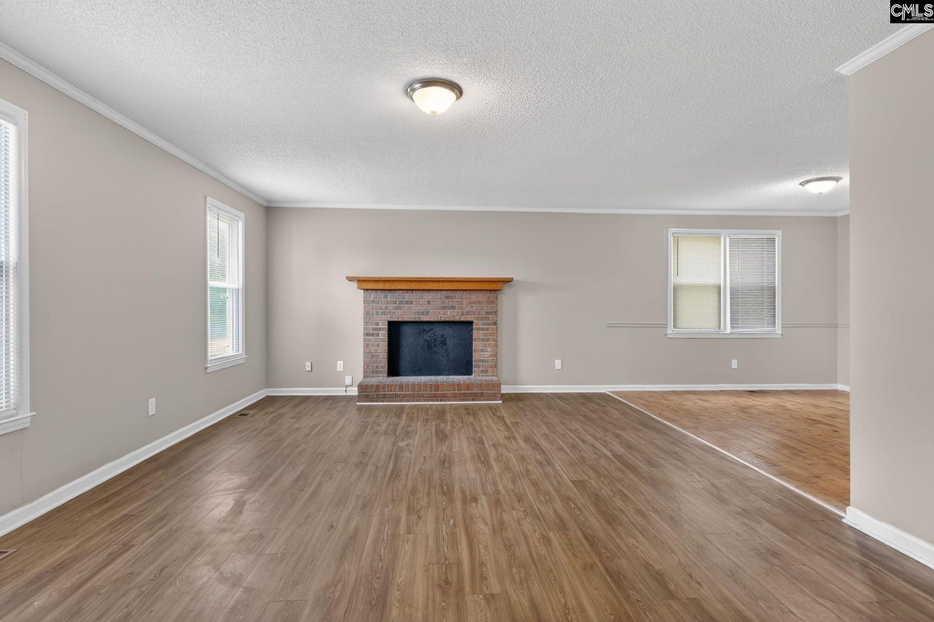 108 Sunridge Drive  Photo 14