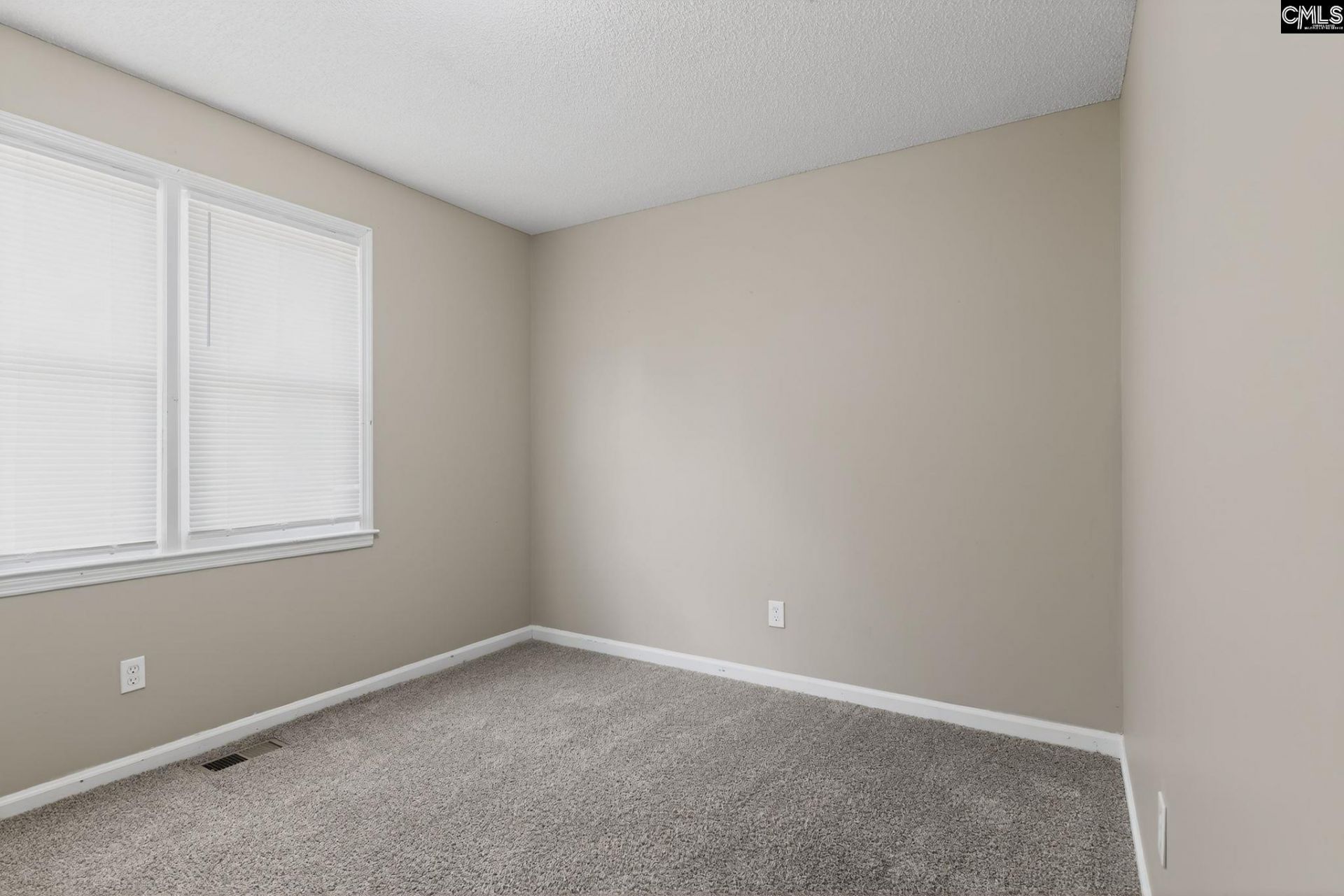 108 Sunridge Drive  Photo 18