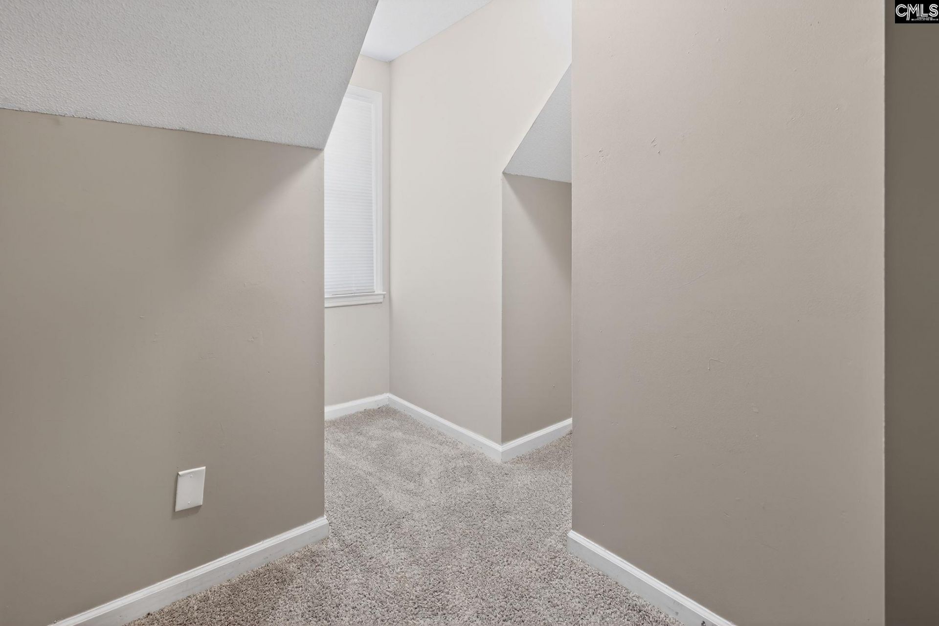 108 Sunridge Drive  Photo 32