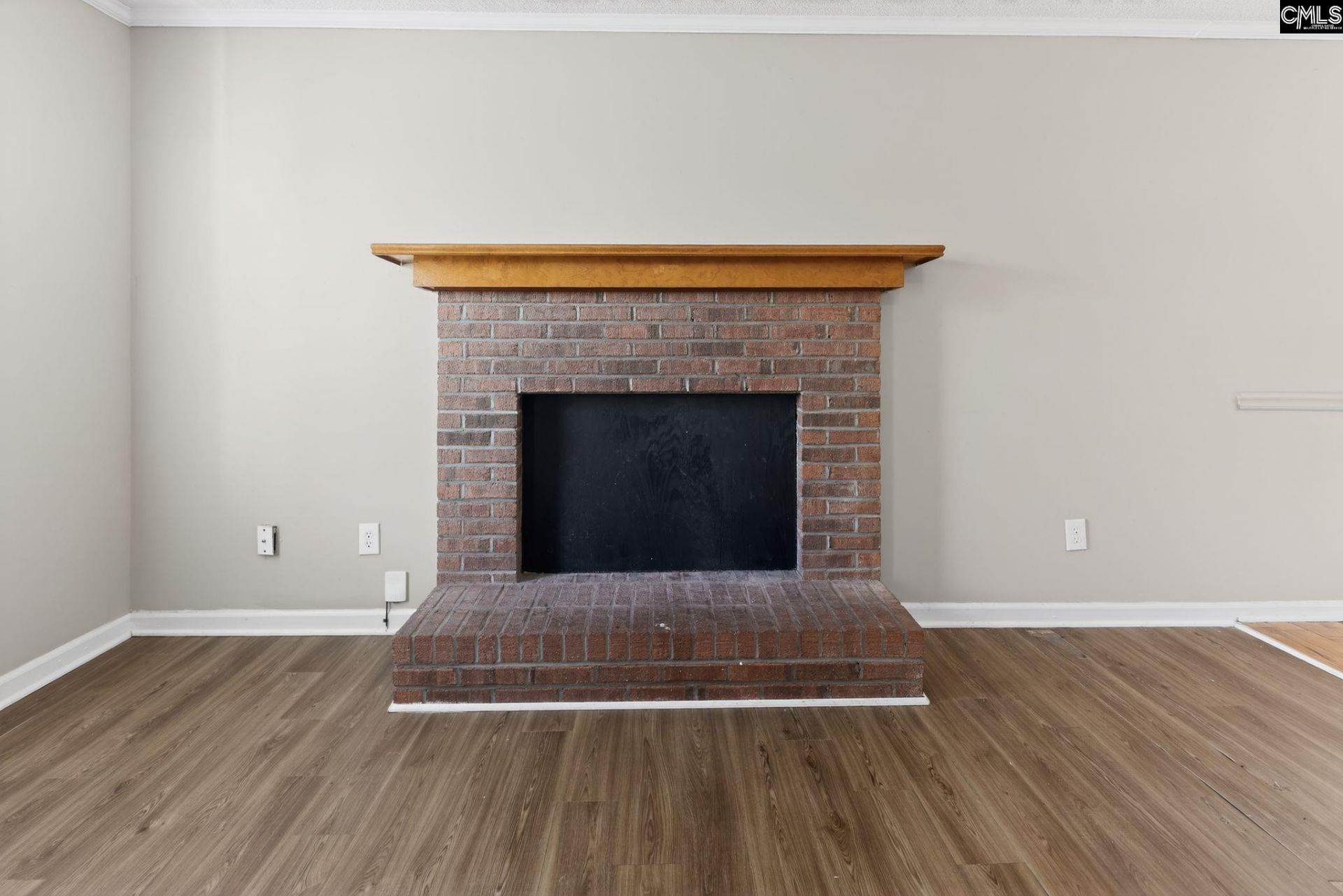 108 Sunridge Drive  Photo 8