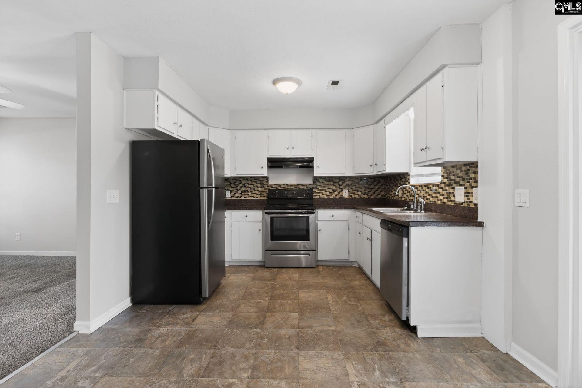 405 Rockingham Road Photo 17