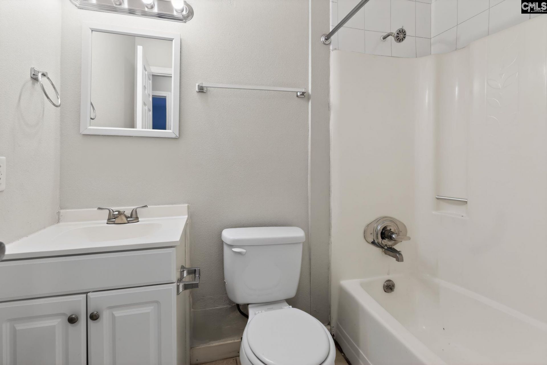 405 Rockingham Road Photo 24