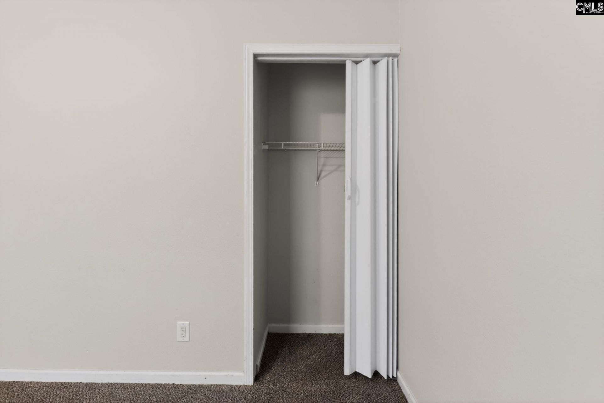 405 Rockingham Road Photo 27