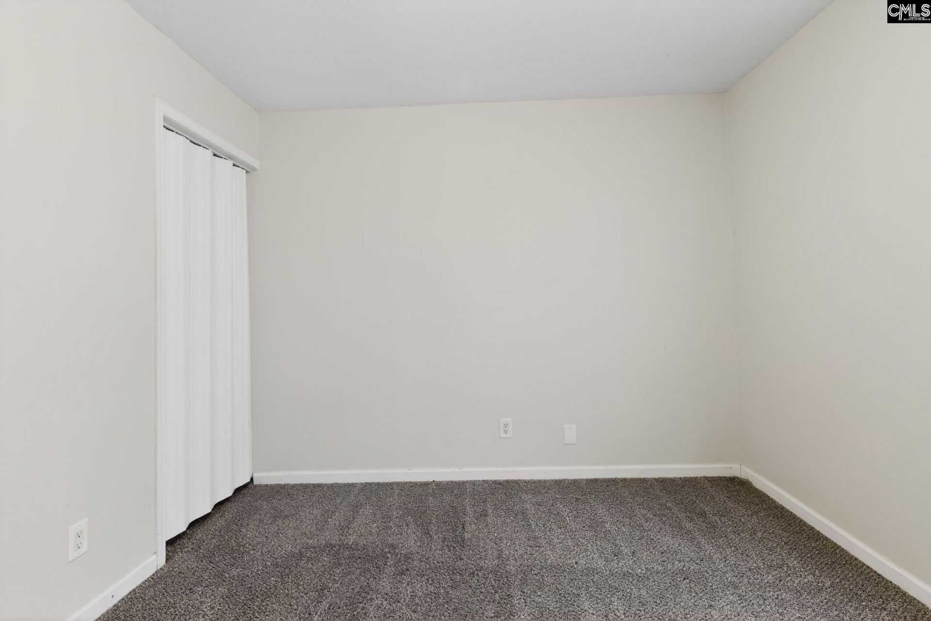 405 Rockingham Road Photo 7