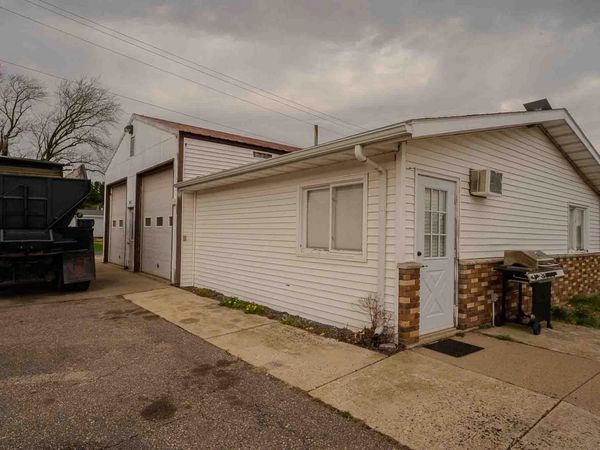 801 N Main Street, Necedah, WI 54646