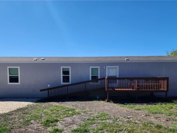 180 County Road 2600 , Lometa, TX 76853