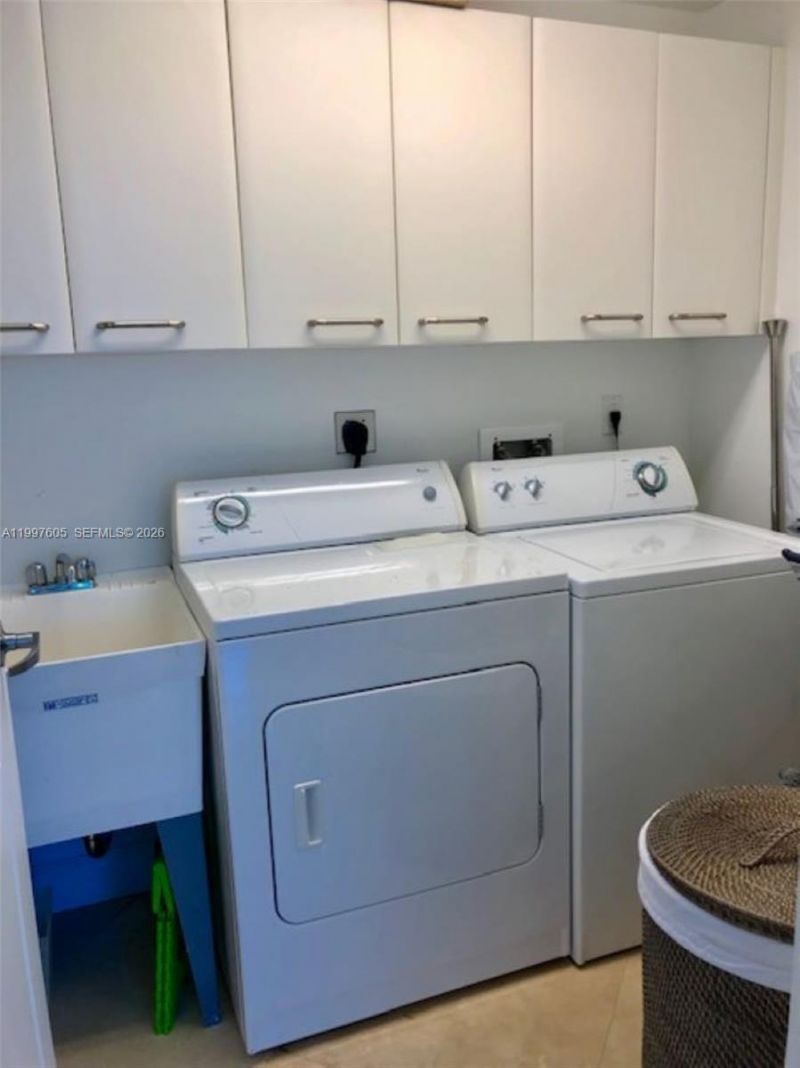 3101 S Ocean Dr , Unit 2406, Hollywood, FL 33019 Photo