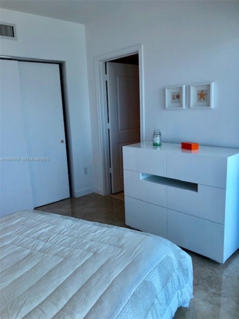 3101 S Ocean Dr , Unit 2406, Hollywood, FL 33019 Photo