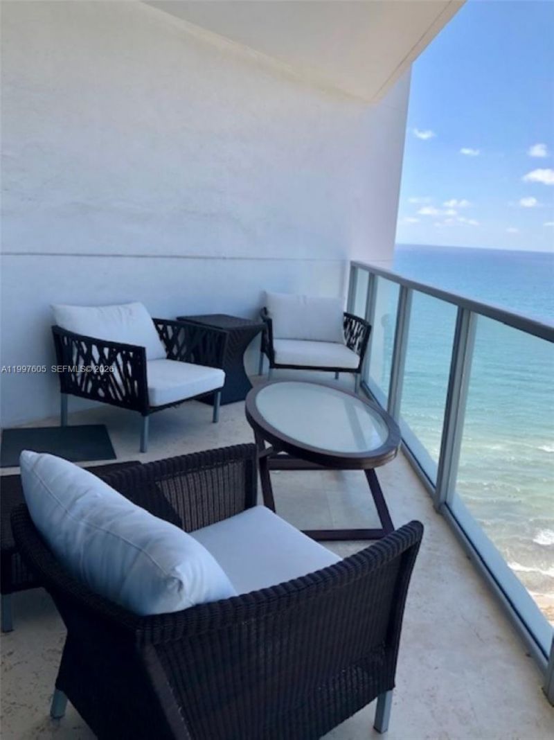 3101 S Ocean Dr , Unit 2406, Hollywood, FL 33019 Photo