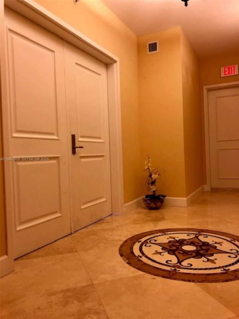 3101 S Ocean Dr , Unit 2406, Hollywood, FL 33019 Photo