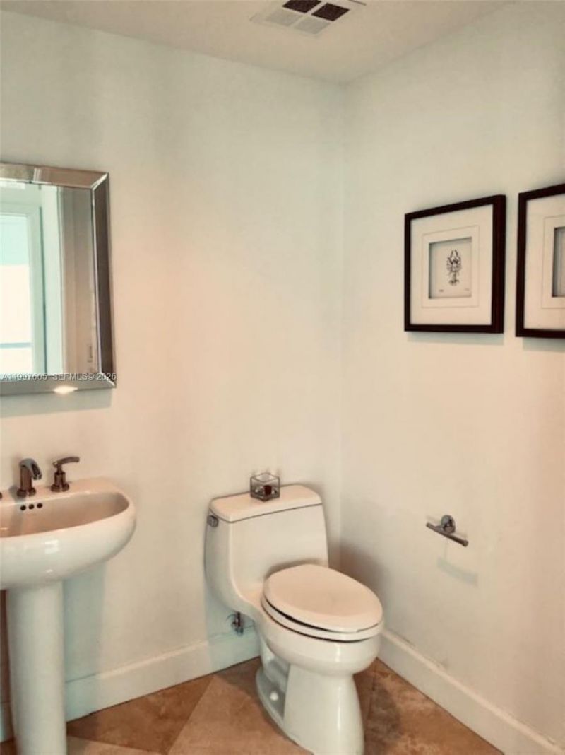3101 S Ocean Dr , Unit 2406, Hollywood, FL 33019 Photo