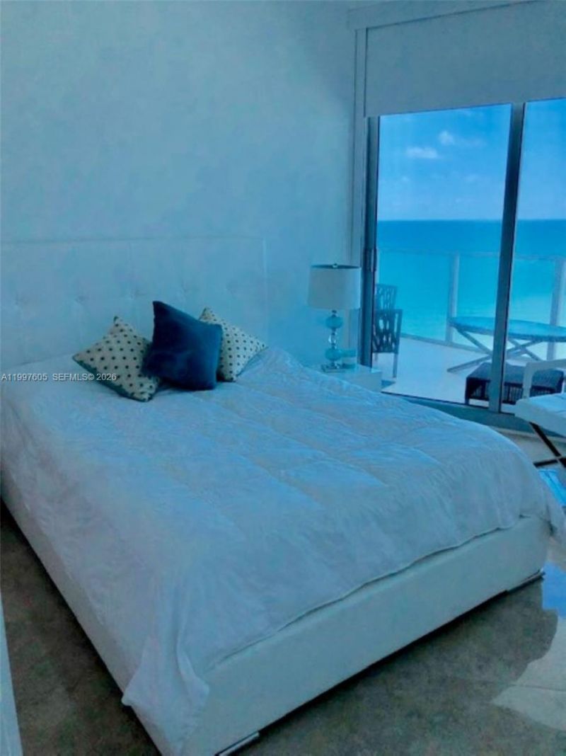 3101 S Ocean Dr , Unit 2406, Hollywood, FL 33019 Photo