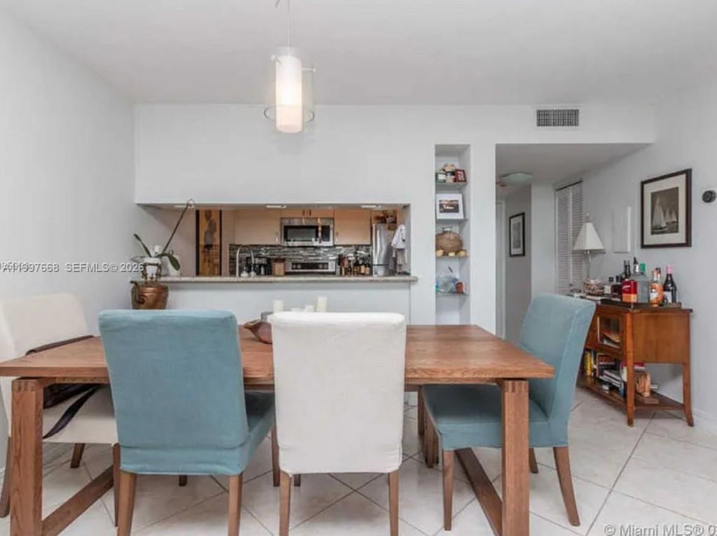 600 NE 36th St, Unit 1006, Miami, FL 33137 Photo