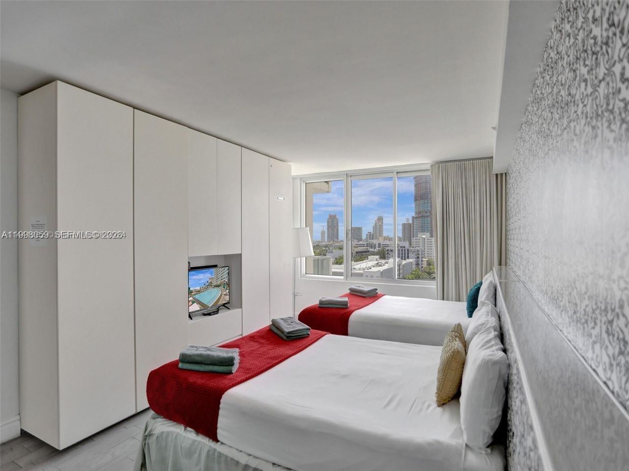 1100 West Ave, Unit 1101, Miami Beach, FL 33139 Photo