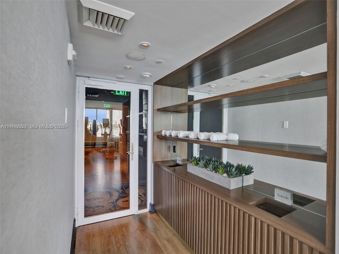 1100 West Ave, Unit 1101, Miami Beach, FL 33139 Photo