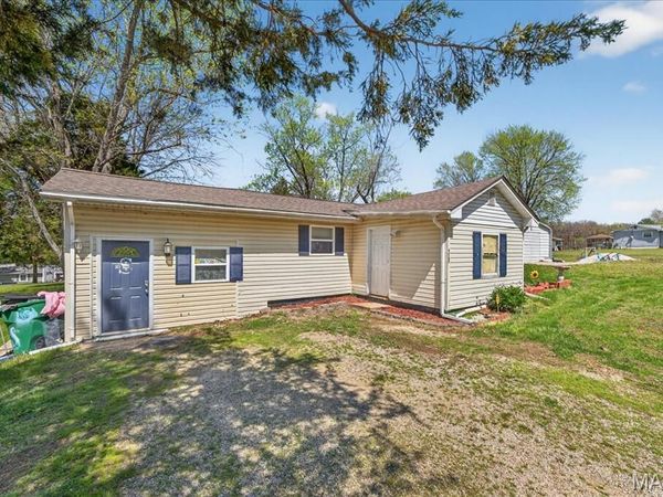 4267 Old Road , De Soto, MO 63020