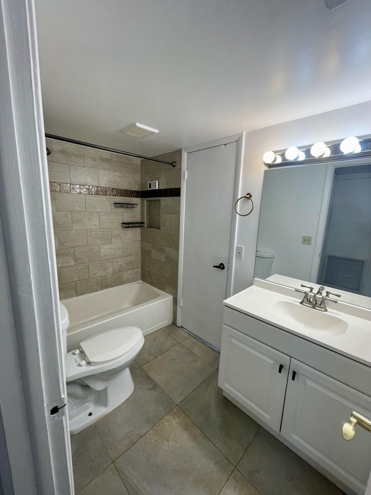 3777 NW 78th Avenue, Unit 1c, Davie, FL 33024 Photo