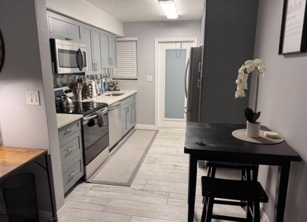 136 Akron Street, Unit B2, Lake Worth Beach, FL 33461 Photo