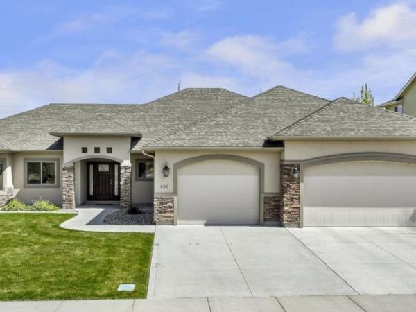 600 Sun Terrace Dr, Twin Falls, ID 83301