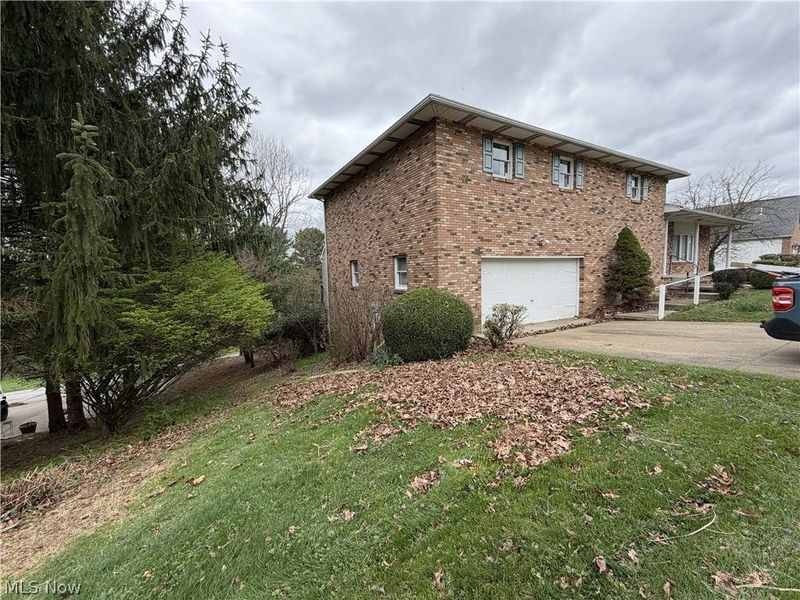 113 Martha Drive, Saint Clairsville, OH 43950 Photo 3