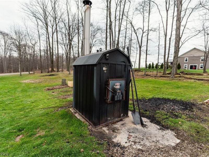 8721 Camp Road NW, Dundee, OH 44624 Photo 16