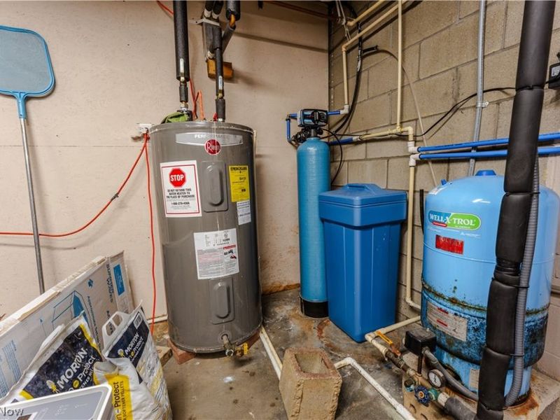 8721 Camp Road NW, Dundee, OH 44624 Photo 36