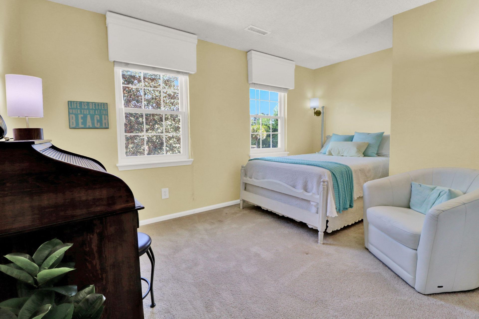 123 Alwyn Boulevard Photo 25